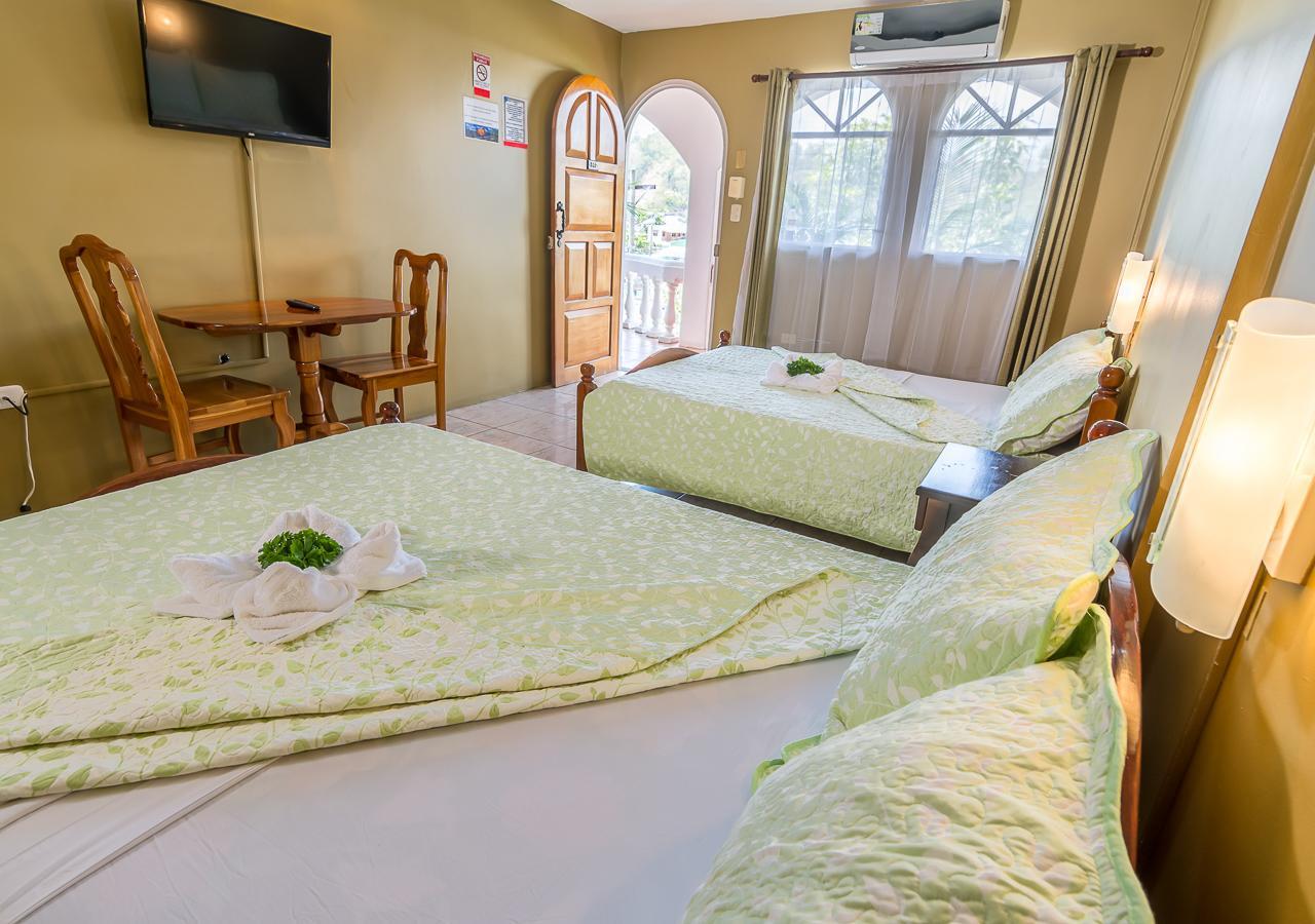 Hotel Le Priss Manuel Antonio Exterior photo