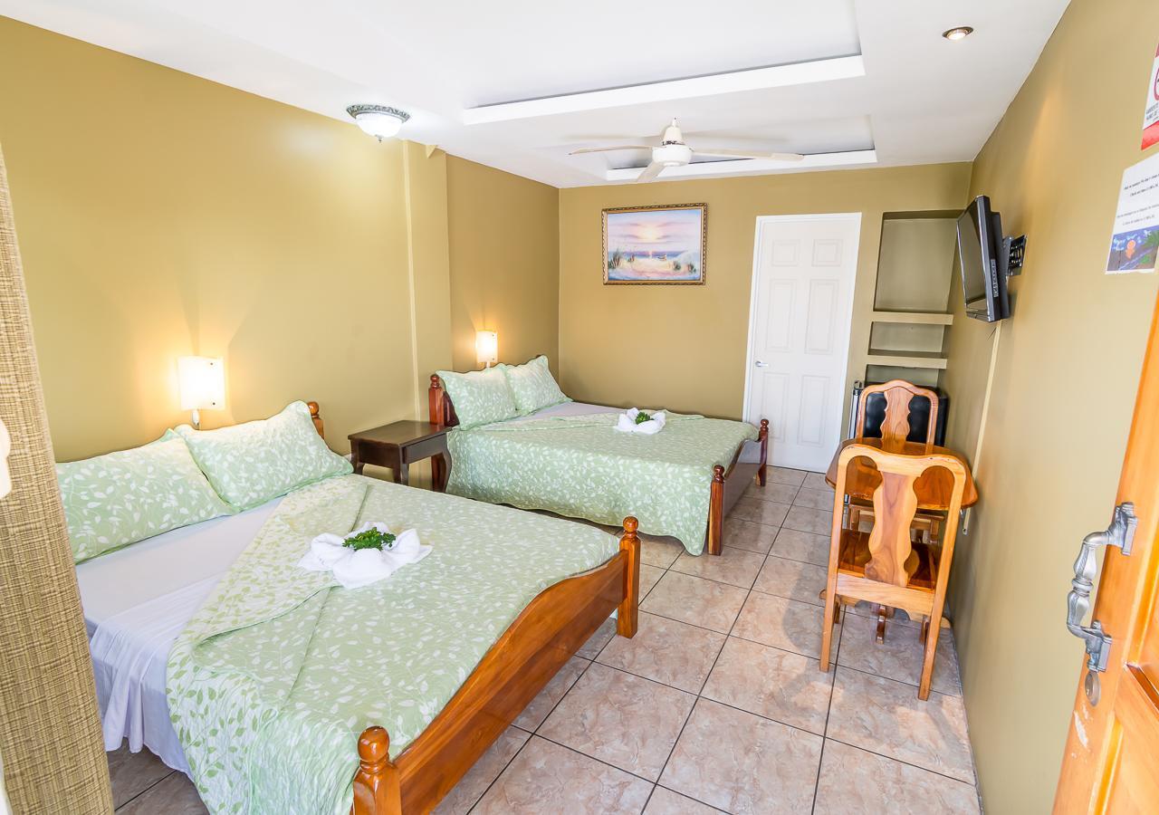 Hotel Le Priss Manuel Antonio Exterior photo
