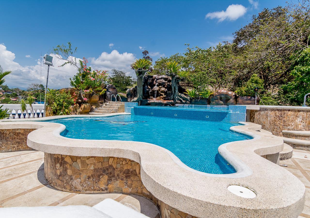 Hotel Le Priss Manuel Antonio Exterior photo