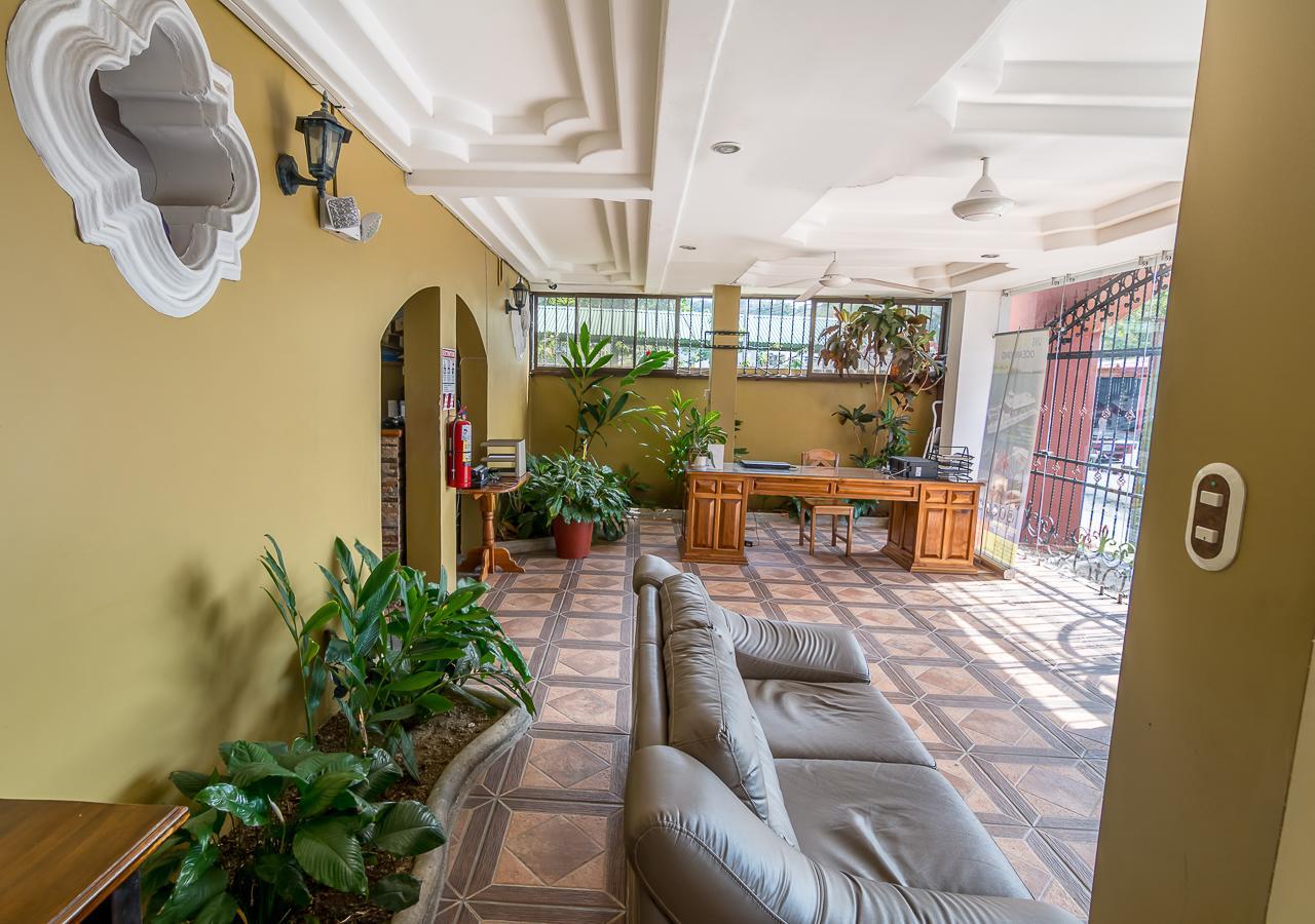 Hotel Le Priss Manuel Antonio Exterior photo