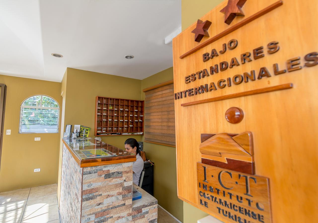 Hotel Le Priss Manuel Antonio Exterior photo