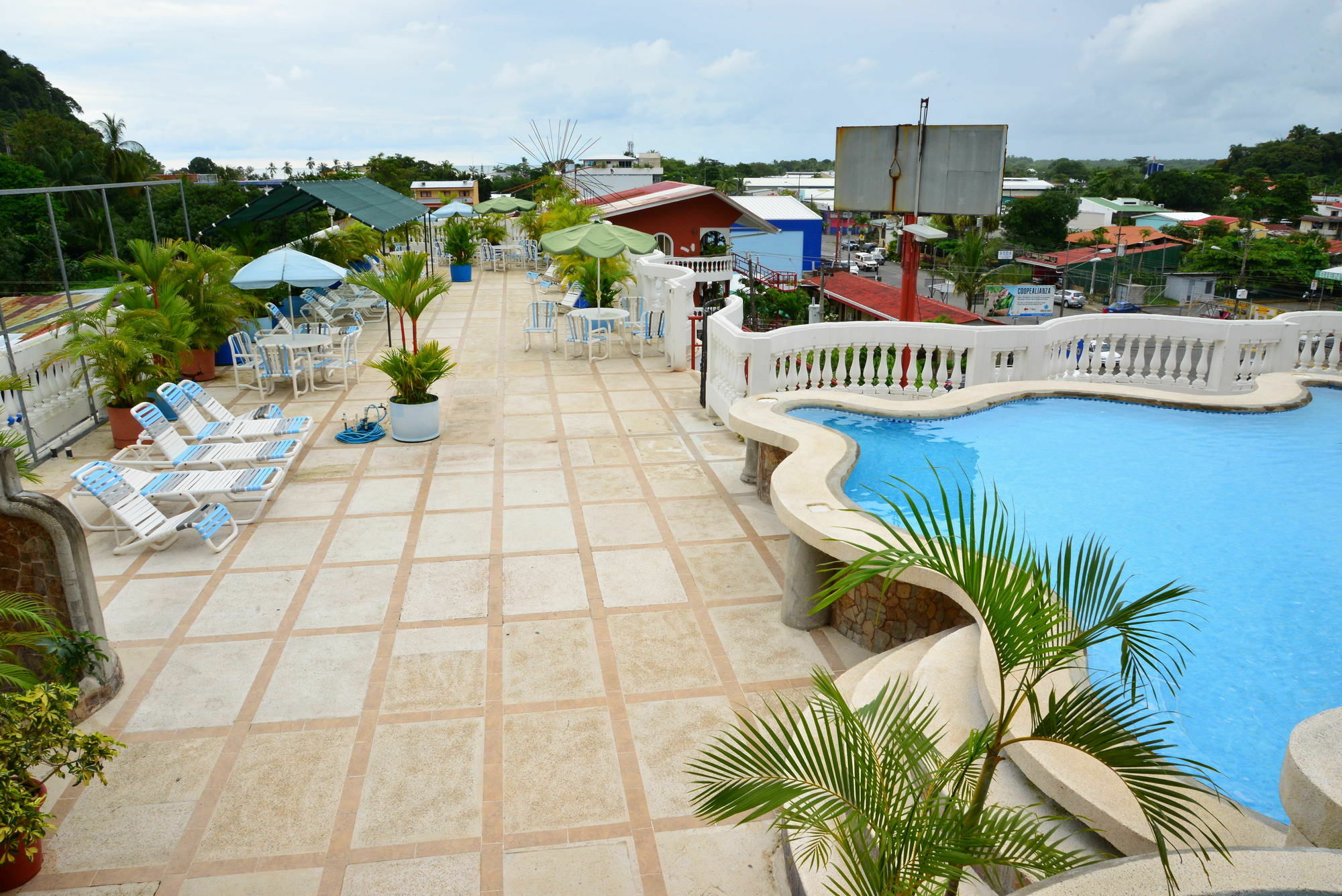 Hotel Le Priss Manuel Antonio Exterior photo